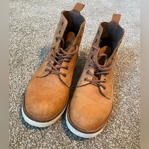 Men’s VANS size 12 boots